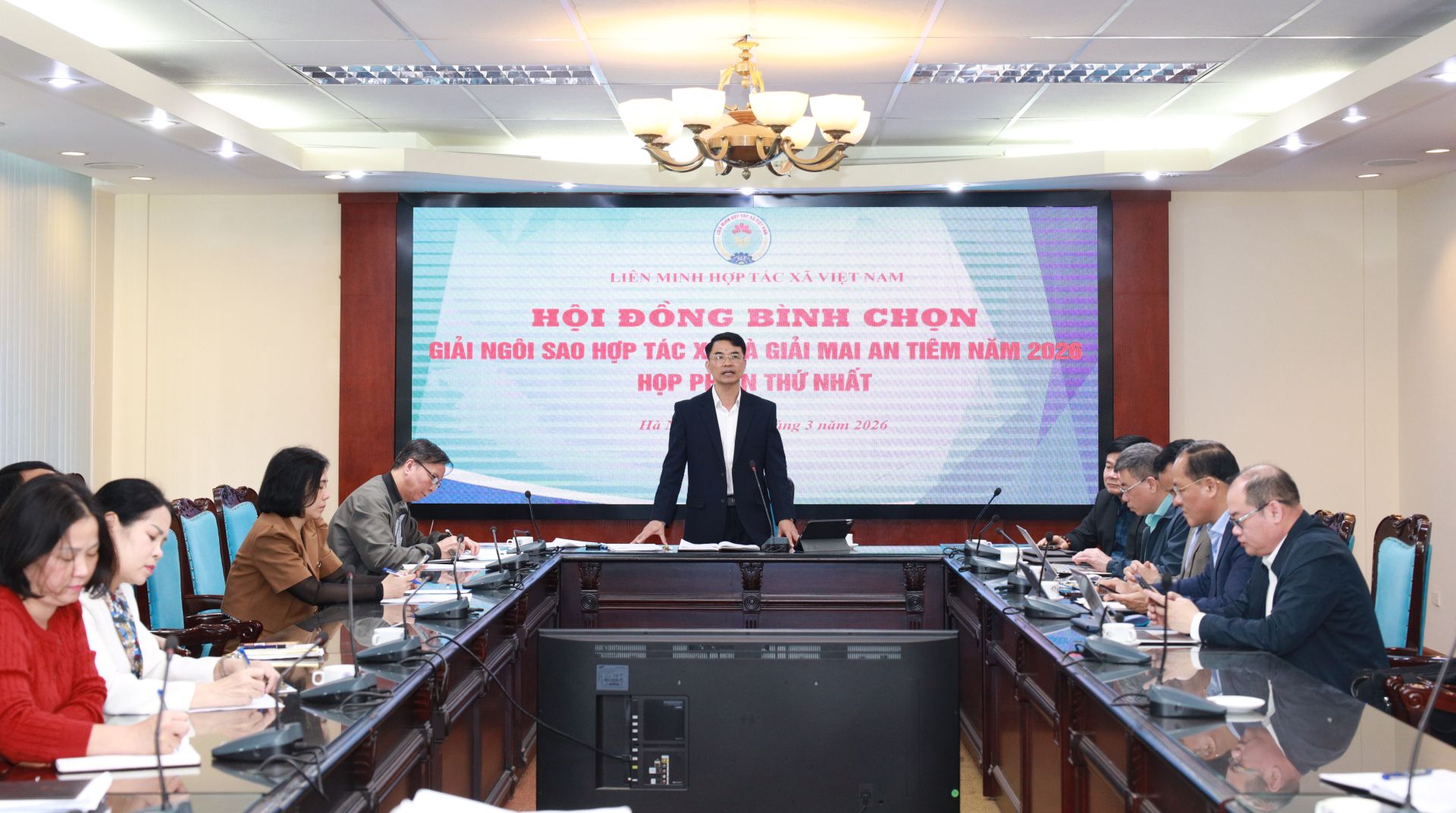 Hội đồng bình chọn giải Ngôi sao hợp tác xã và giải Mai An Tiêm năm 2026 (họp phiên thứ nhất)